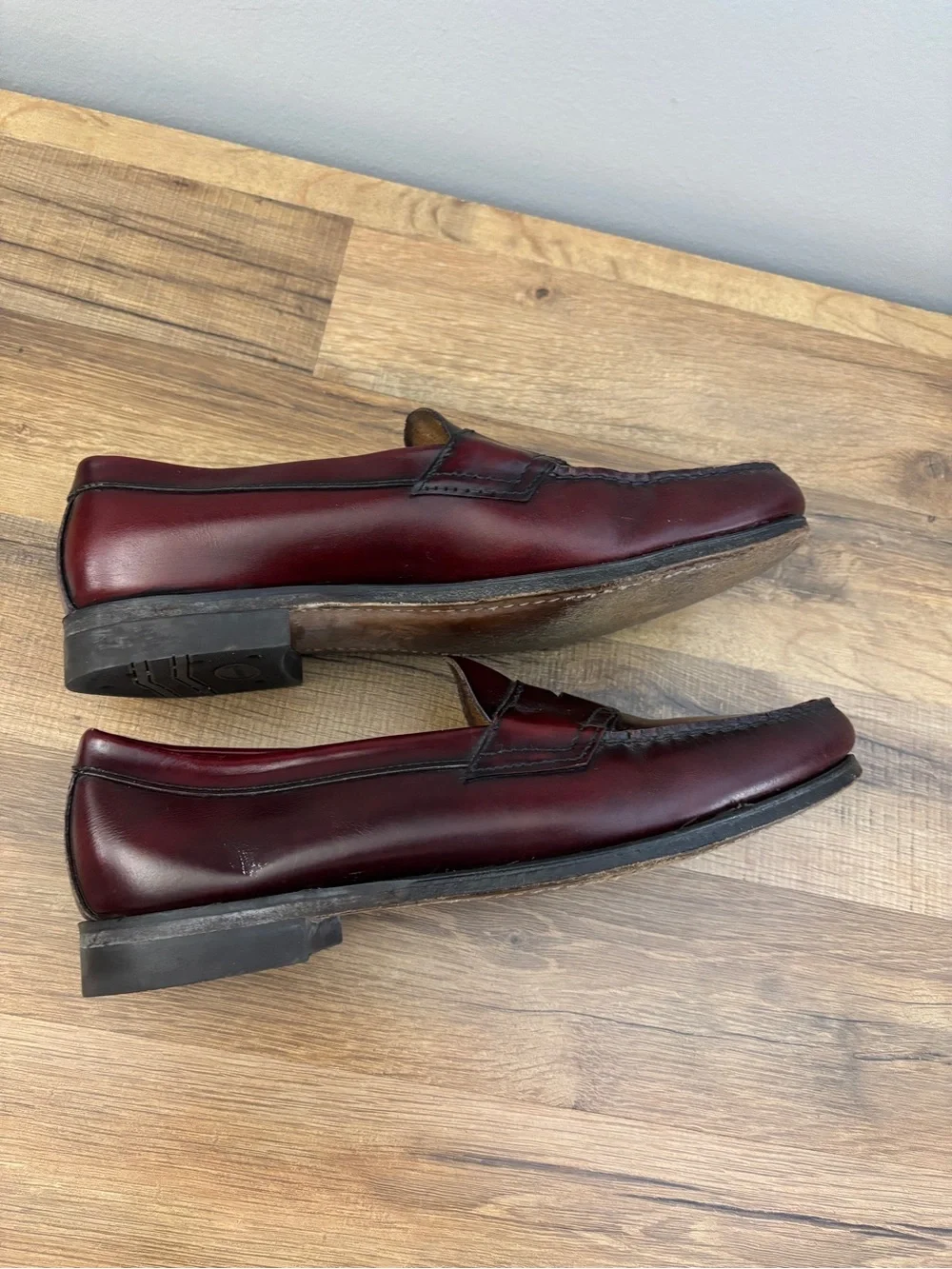 G.H. Bass & Co Weejuns Leather Penny Loafer Classic Preppy Men’s